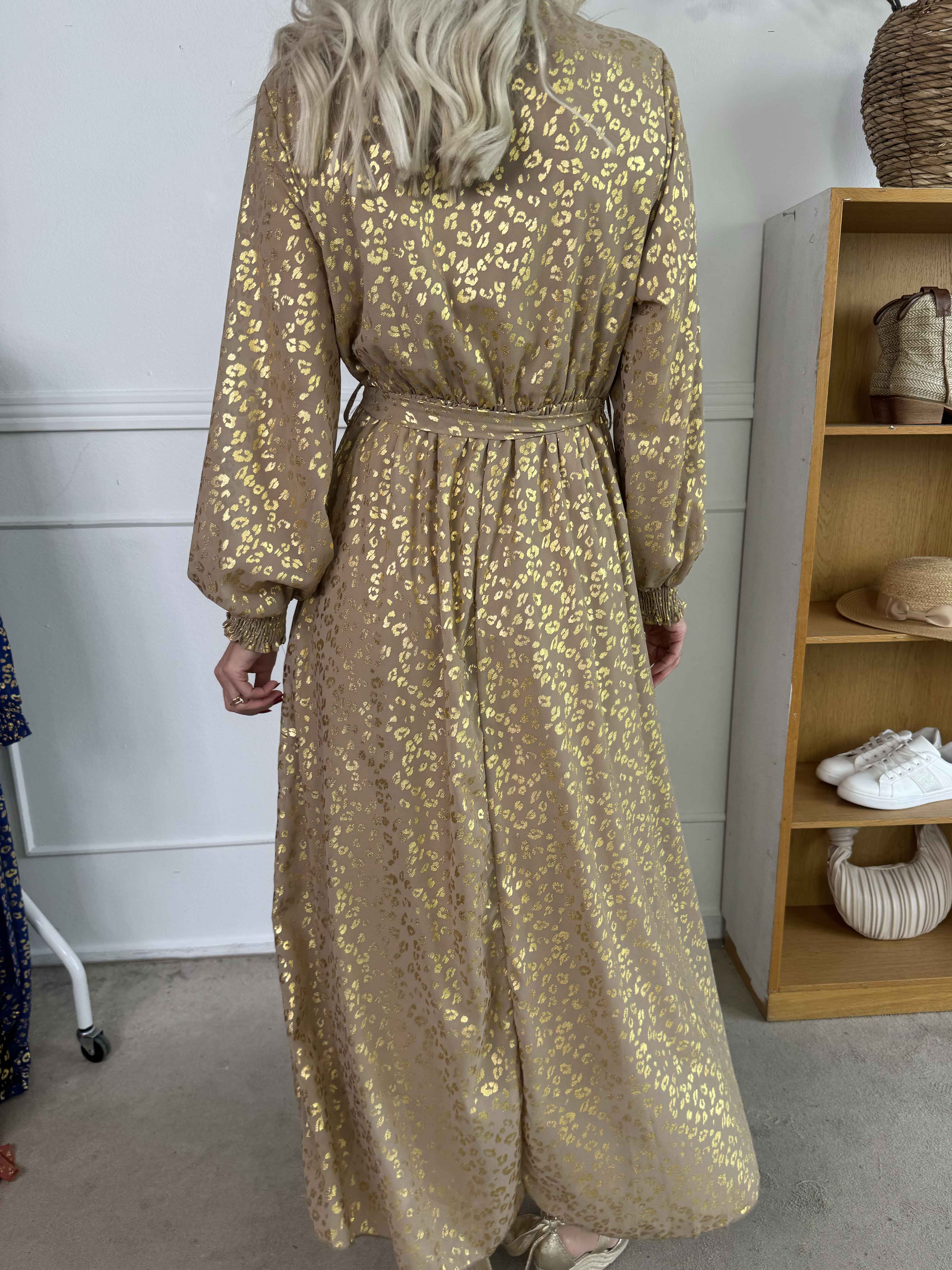 Tamas - Lang kjole med guld leopardprint